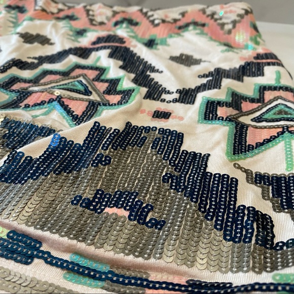 EXPRESS xs Southwest Sequins metallic Aztec Tribal Mini Skirt Women's - Picture 10 of 13